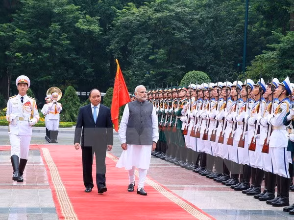 Le Premier ministre indien termine sa visite officielle au Vietnam ảnh 1