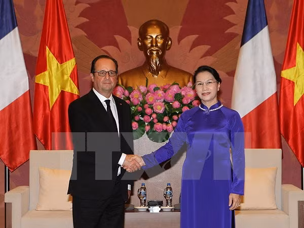 Entrevue Nguyen Thi Kim Ngan - François Hollande ảnh 1