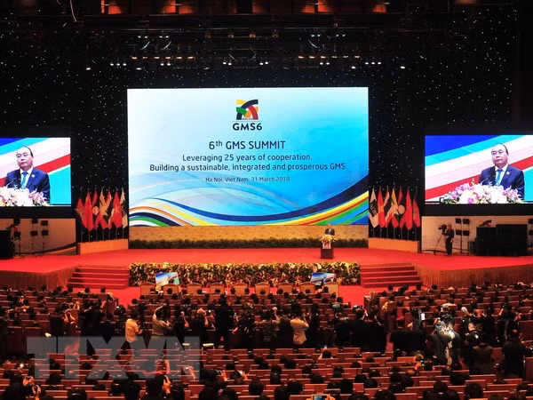 Séance plénière du 6e Sommet de la sous-région du Grand Mékong ảnh 1