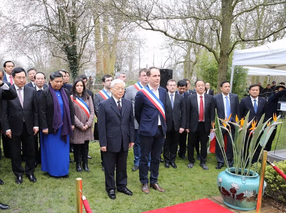 Le leader du PCV Nguyên Phu Trong commence sa visite officielle en France ảnh 1