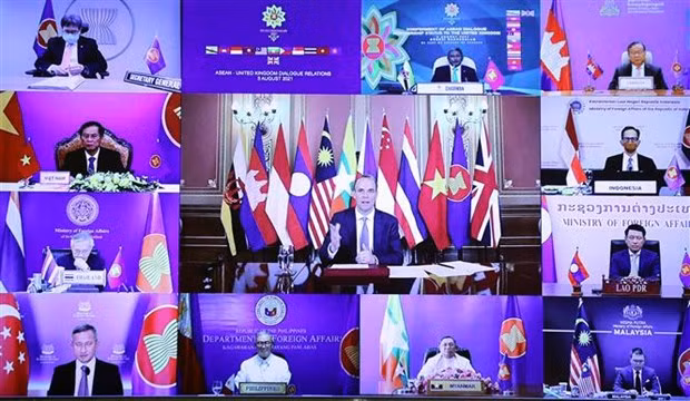 Remise du statut de partenaire de dialogue de l'ASEAN au Royaume-Uni ảnh 1