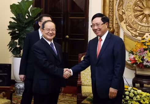 Renforcement des relations de coopération Vietnam-Chine ảnh 1