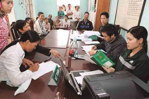 Favoriser l’accès au crédit des plus démunis ảnh 1