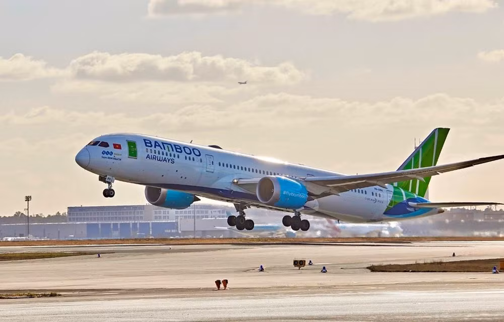 Bamboo Airways va effectuer le 9 mars un vol de rapatriement de ressortissants d'Ukraine ảnh 1