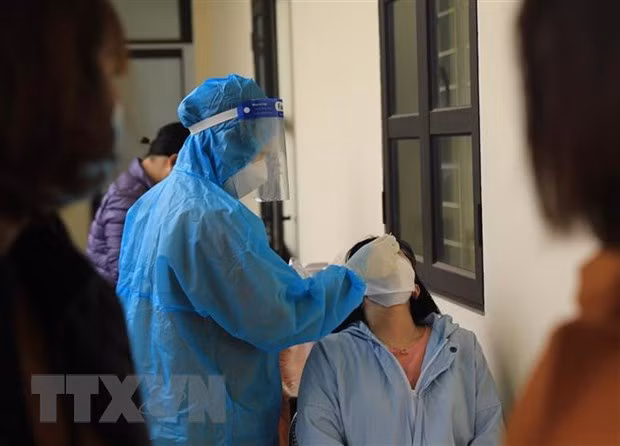 Covid-19: le Vietnam enregistre 83.376 nouveaux cas en 24 heures ảnh 1