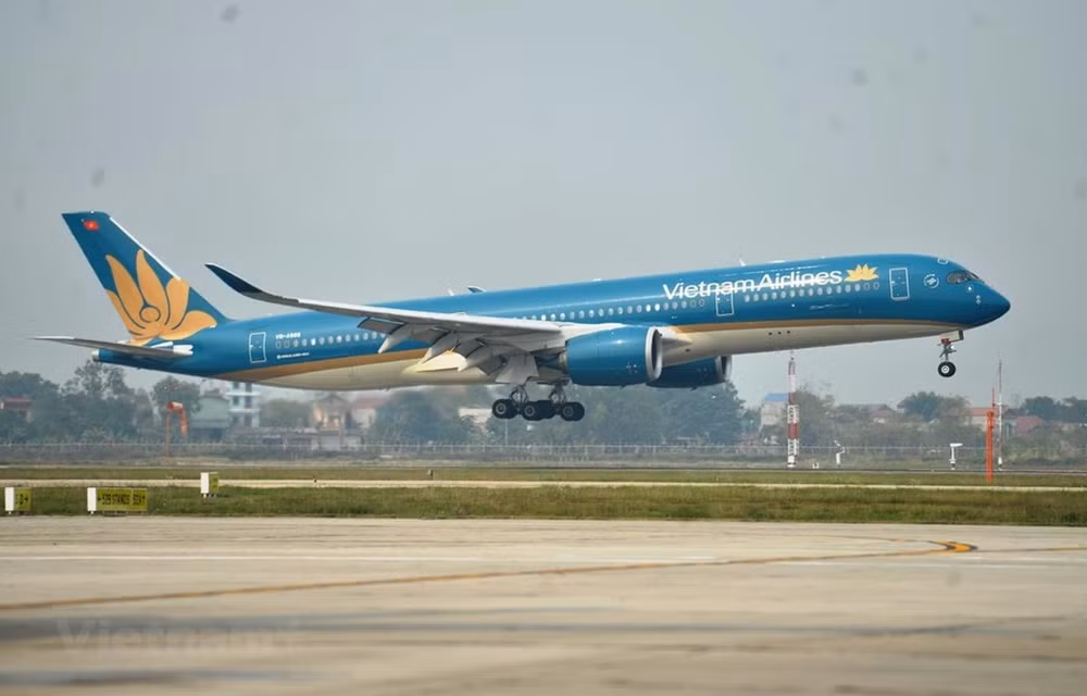 Vietnam Airlines reprend ses vols entre Ho Chi Minh-Ville et Van Don ảnh 1