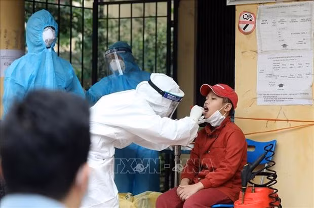 COVID-19 : le bilan total s’établit à 2.475 cas mercredi matin ảnh 2