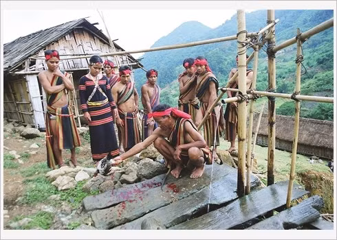 Culte du quai fluvial des minorités ethniques du Tây Nguyên ảnh 1