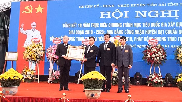 Thai Binh: le district de Tiên Hai atteint les normes de la Nouvelle Ruralité ảnh 1