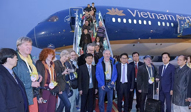 Hanoi accueille plus de 206.000 touristes pour le Nouvel An 2017 ảnh 1