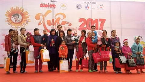 Têt : les malades pauvres ne sont pas oubliés ảnh 1