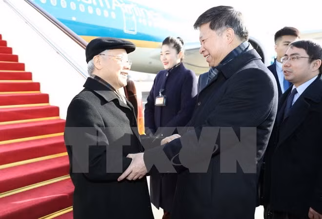 Le secrétaire général du PCV Nguyen Phu Trong en visite officielle en Chine ảnh 1