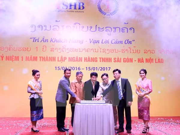 SHBank célèbre le premier anniversaire de sa filiale au Laos ảnh 1