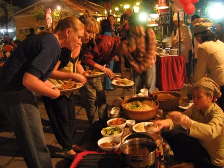 Gastronomie : Hanoi figure au premier rang du top 16 du Telegraph ảnh 1