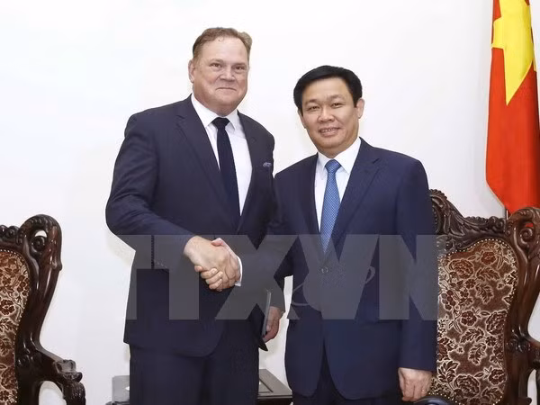Le Vietnam déroule le tapis rouge aux investisseurs canadiens ảnh 1