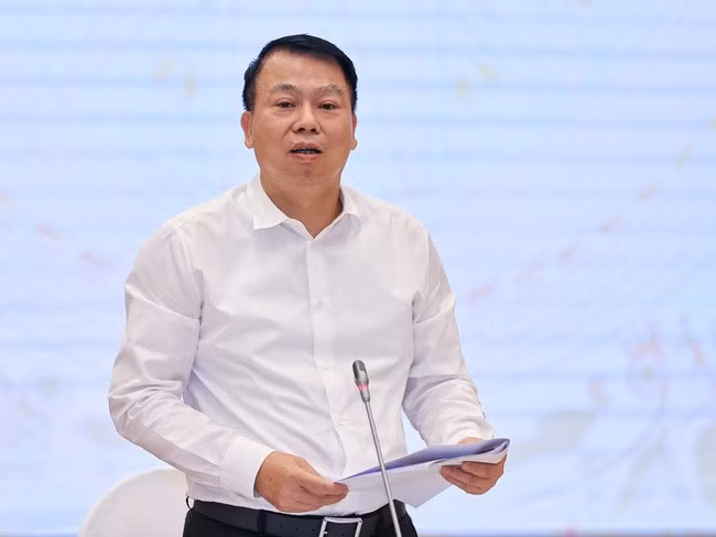 Un vice-ministre des Finances chargé de diriger la Commission d'État des valeurs mobilières ảnh 1