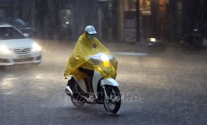 ​De fortes pluies au Nord se poursuivent jusqu’au 15 juin ảnh 1