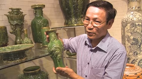 Trân Van Dô, l'artisan qui redonne vie aux émaux anciens ảnh 1