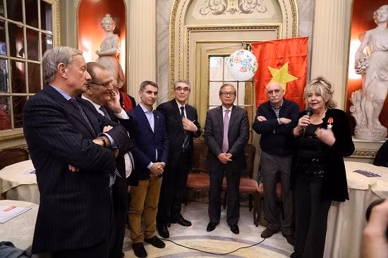 Une rencontre à Turin met en avant les relations Vietnam-Italie ảnh 1