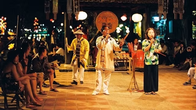 Les activités de divertissement nocturne seront rouvertes à Hoi An ảnh 1