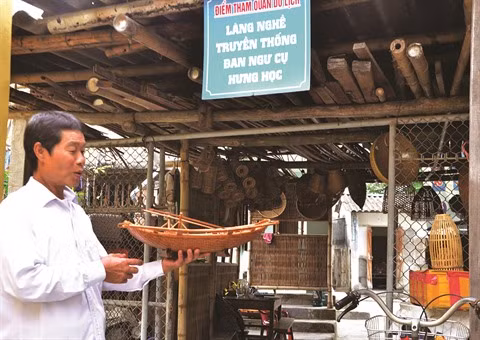 Quang Ninh: Hung Hoc sauvegarde la production de bateaux de pêche ảnh 1