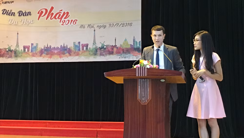 Ouverture de la 11e édition du Forum "Étudier en France" à Hanoi ảnh 1
