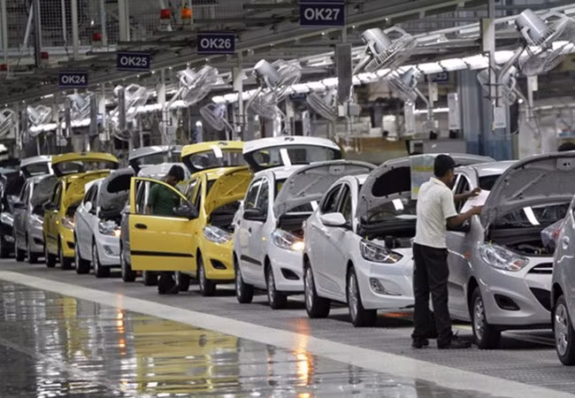 Les automobiles indiennes se vendent bien sur le marché vietnamien ảnh 1