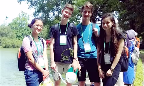 Une lycéenne Viêt kiêu primée aux Olympiades internationales de Biologie ảnh 2