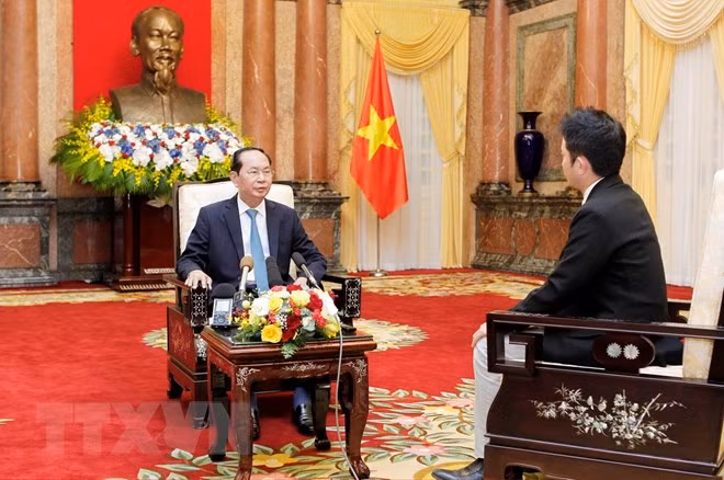 Le président du Vietnam souligne le développement heureux des liens Vietnam-Japon ảnh 1