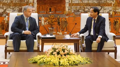 Hanoi veut coopérer avec la Biélorussie dans les transports et la santé ảnh 1