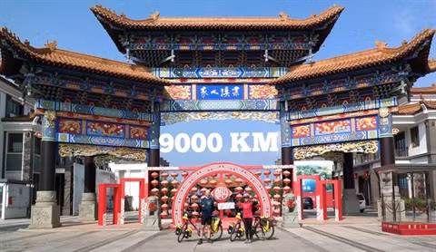  Un couple vietnamo-hongrois et son périple de 11.000 km à vélo ảnh 3