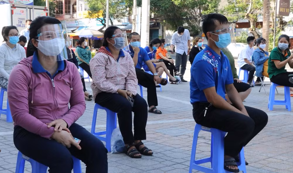 COVID-19 : 175 nouveaux cas confirmés dans le bilan actualisé à midi ảnh 1