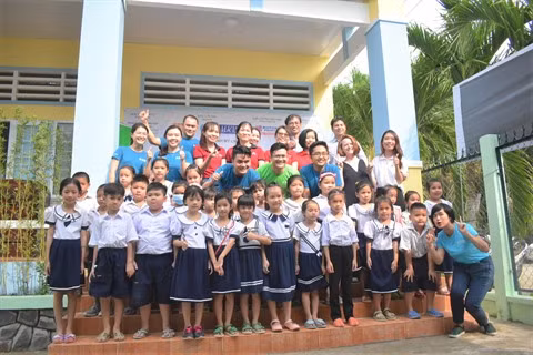 Saigon Children's Charity a inauguré une école primaire à Hâu Giang ảnh 1