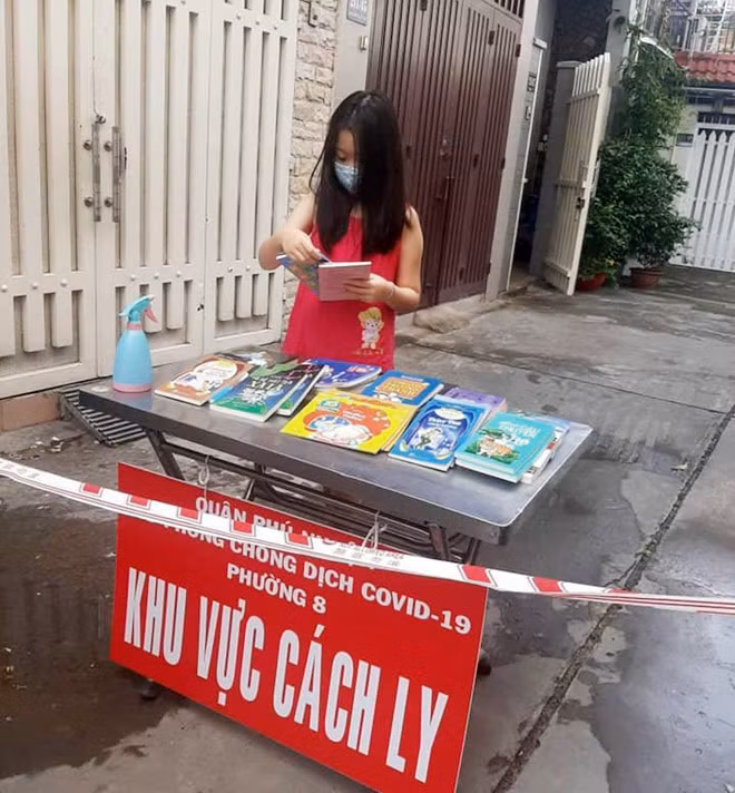 Pendant la pandémie, la lecture comme antidote aux angoisses ảnh 2