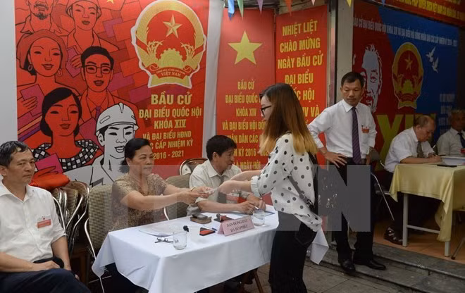 Plus de 63,3 millions d'électeurs vietnamiens ont voté pour les législatives ảnh 1