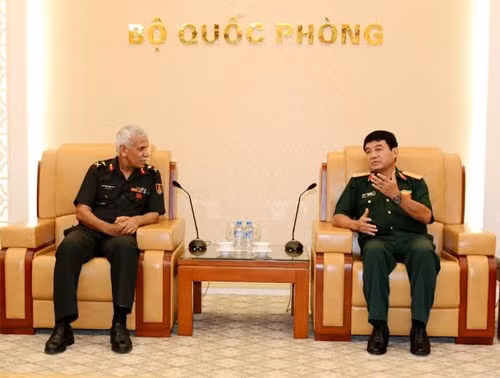 Une délégation de l’Académie nationale de la défense de l’Inde en visite au Vietnam ảnh 1