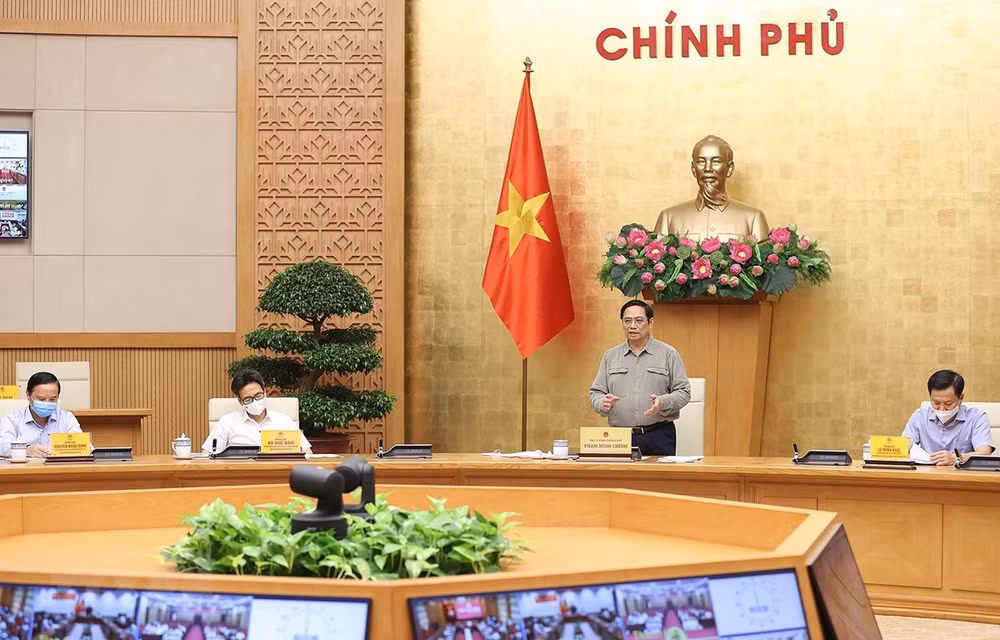 Covid-19 : le PM demande de s'adapter en toute sécurité à la pandémie ảnh 1