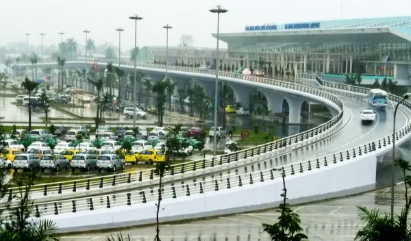 L’aménagement rectifié de l’aéroport international de Dà Nang rendu public ảnh 1