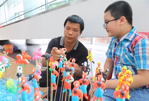 Plus de titres honorifiques en gage de contribution ảnh 1