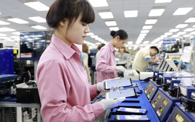 Vietnam: le PMI régresse de 3,5 points en juillet ảnh 1 Vietnam: le PMI régresse de 3,5 points en juillet ảnh 1