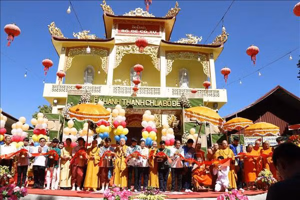 Une pagode vietnamienne modernisée inaugurée au Laos ảnh 1 Une pagode vietnamienne modernisée inaugurée au Laos ảnh 1