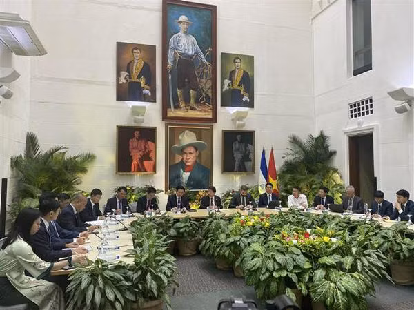 Une délégation du PCV effectue une visite de travail au Nicaragua ảnh 2