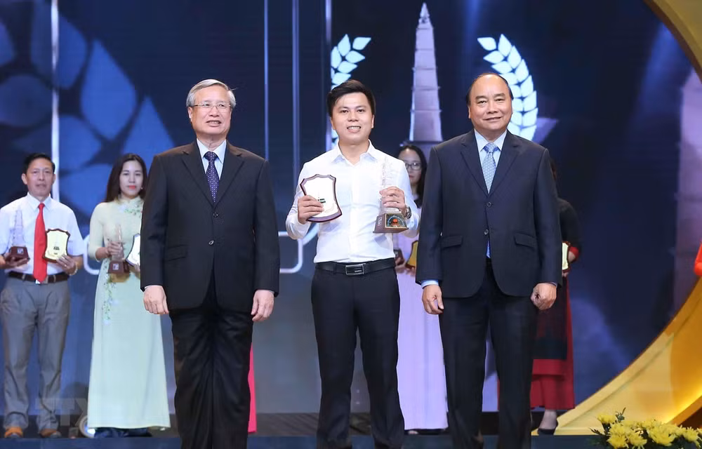Remise des Prix nationaux de la presse 2018 ảnh 1
