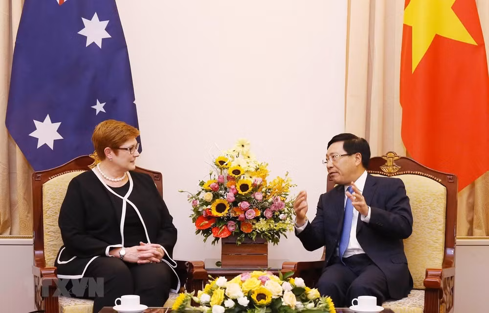 Vietnam-Australie : entretien entre les deux ministres des Affaires étrangères ảnh 1