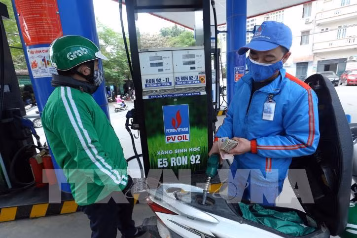 Les prix de l'essence continuent de s’accroître ảnh 1