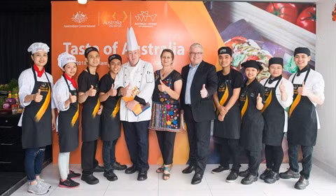 "Taste of Australia 2018", un concours de cuisine pour les étudiants vietnamiens ảnh 1