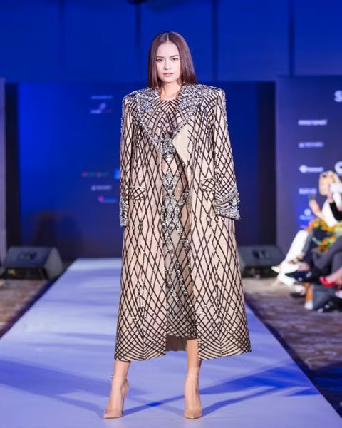 Nguyên Công Tri ouvre la Semaine internationale de la mode printemps-été 2018 ảnh 1