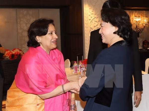 Nguyen Thi Kim Ngan rencontre les représentants du Fonds indien ảnh 1