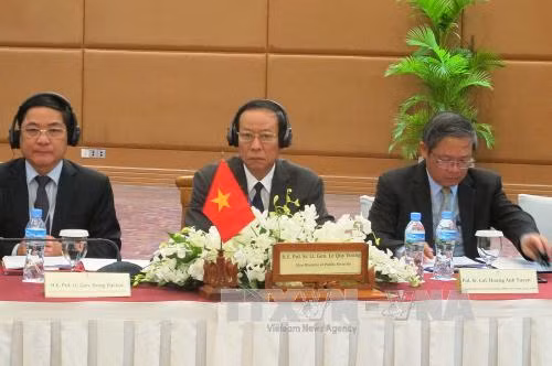 ​Coopération Vietnam-Laos-Cambodge dans la lutte contre la drogue ảnh 1