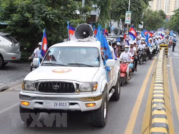 Cambodge : démonstration de force avant les élections générales ảnh 1